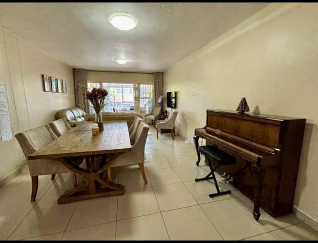 3 BEDROOM APARTMENT FOR SALE IN MUSGRAVE